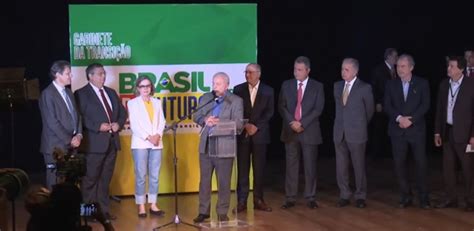 Lula Anuncia Primeiros Cinco Ministros Do Seu Governo Política 4oito