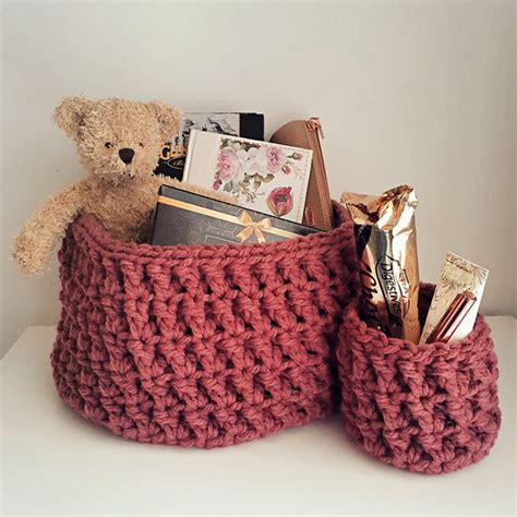 Ravelry Table Storage Baskets Pattern By Lisa Van Klaveren