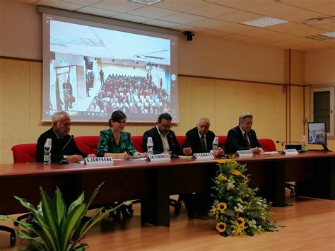 Reggio Non Dimentica Chi Ha Combattuto Il Covid Prima Giornata Per