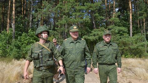 Лукашенко нареди "най-строгите мерки" за защита на границата