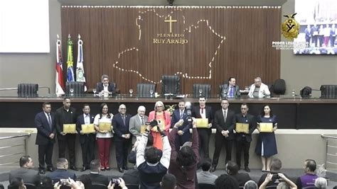 Assembleia Legislativa Do Amazonas Homenageia Universal Pelos Anos