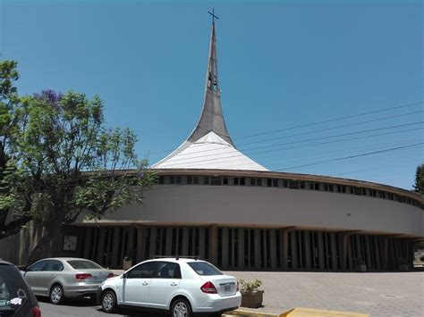 Templo De San Antonio Maria Claret En La Ciudad Zapopan