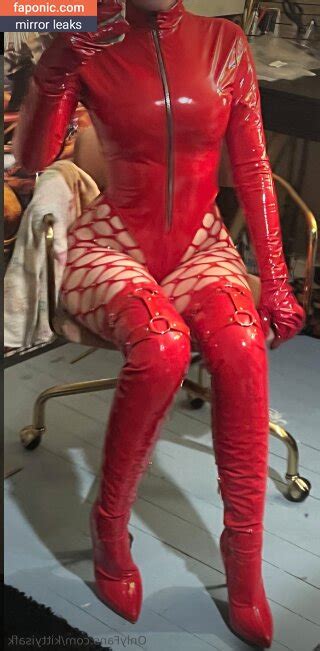 Korinonymous Aka Corinnakopf Aka Robstercraw Nude Leaks OnlyFans Faponic