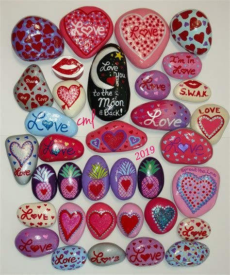 8+ Valentines Day Painted Rocks For You - PAINTSWC