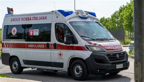 Incidente A Calusco D Adda Tra Camion E Auto Morta Una Enne Nello