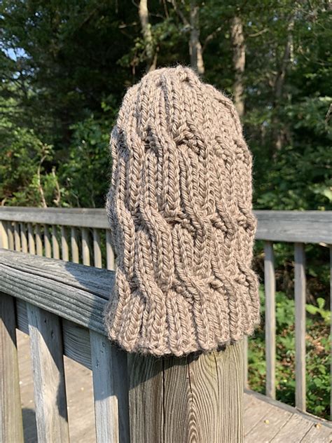 Ravelry Angelaknitsnow S Chunky Cable Hat