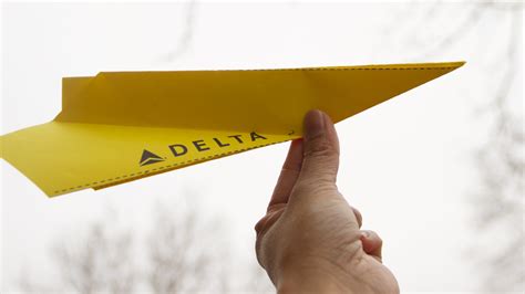 Download a free paper airplane template from DELTA | Science Museum of ...