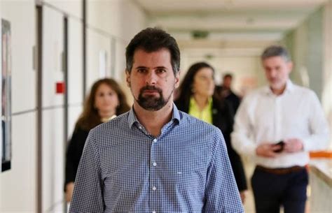 El PSOE trata de pasar página tras vetar las primarias de Castilla y