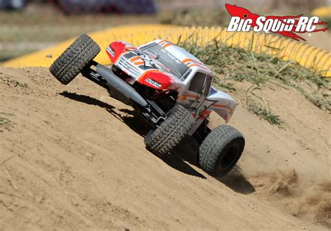 Ecx Amp Mt Rtr Monster Truck Review Big Squid Rc Rc Car And Truck