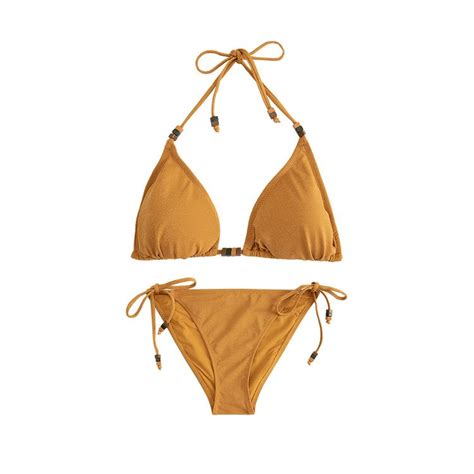 Buse Terim Plaj şıklığı için bikini önerileri