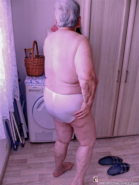 Chubby Granny Lavinia Strips Completely Naked And Shows Her Saggy Tits