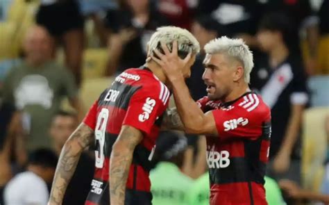 Flamengo Tem Jogadores Na Sele O Da Am Rica De