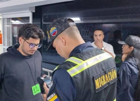 Migrantes Venezolanos Llegan En Segundo Vuelo De Repatriaci N Desde