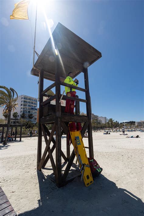 Socorrismo En Mallorca Arranca El Servicio De Socorrismo En Una De