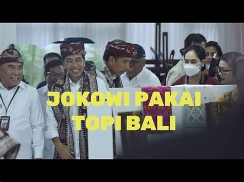 Jokowi Bahagia Sambangi Sentra Tenun Jembrana Presiden Pakai Topi Khas