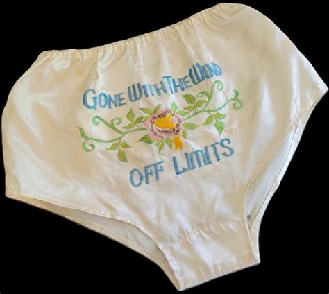 Vintage WWII S Sweetheart Lingerie Embroidered Bo Gem
