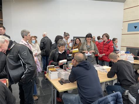 Saint Amand Montrond la deuxième édition du Salon du livre se