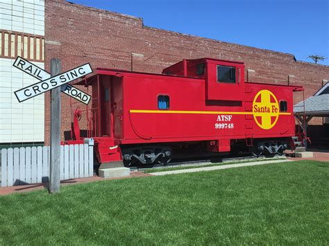 Burlington KS ATSF 999748 Len Lehmann Flickr