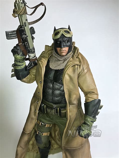 Knightmare Batman Hot Toys Sixth Scale Review Hi Def Ninja Blu Ray SteelBooks Pop