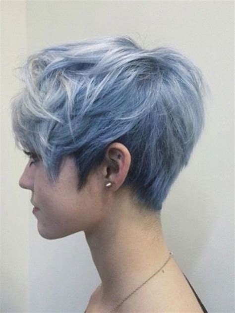 18 Two Tone Pixie Cut Yuliirfan