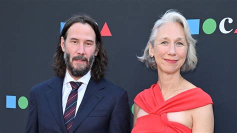 Keanu Reeves Says His Last Moment Of Bliss Was In Bed With Girlfriend