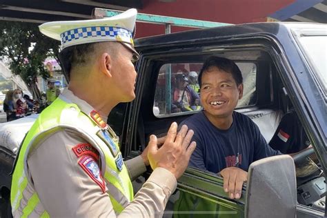 Foto Apa Yang Harus Dilakukan Kalau Terlibat Kecelakaan Lalu Lintas