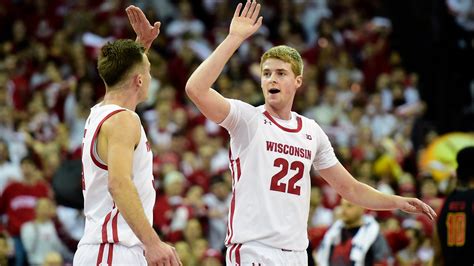 Wisconsin Badgers-Maryland channel tonight is Peacock; time, TV, odds