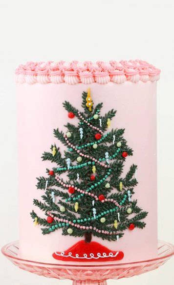 Pretty Christmas Cake Ideas For Your Festive Holiday Table