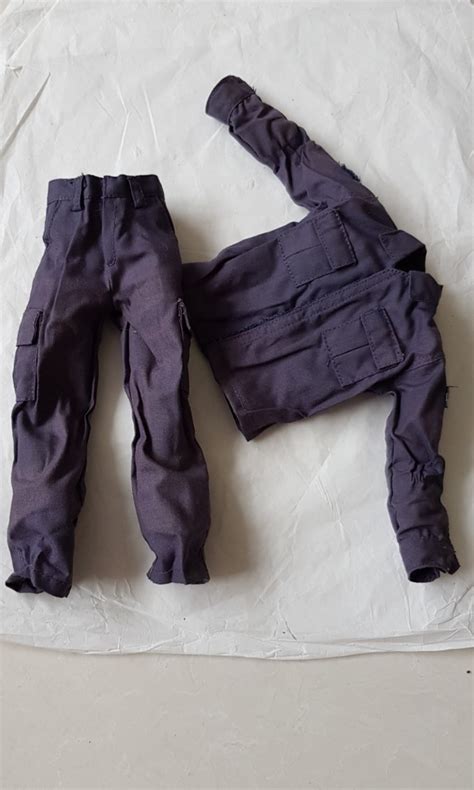 1 6 Scale Very Hot Toys Swat Police Uniform Hobbies Toys Toys Games On Carousell