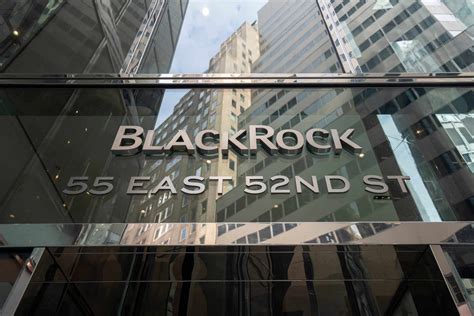 BlackRocks Spot Crypto ETFs Overtake Grayscale S Assets Unchained