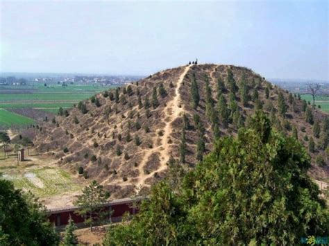 The Great White Pyramid of Xian: Why China keeps its pyramids a secret ...