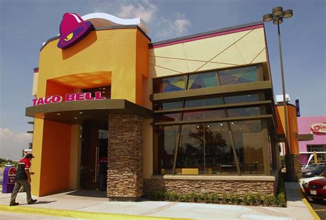 Taco Bell Hotel opens for reservations, sells out in 2 minutes