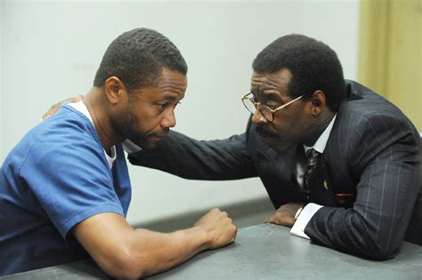 Рецензия на первый сезон сериала «Американская история преступлений»