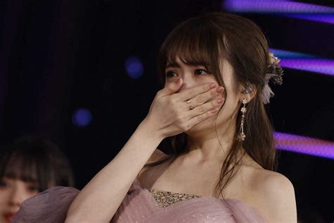 乃木坂46・秋元真夏 涙、涙の卒業コンサート「生まれ変わっても絶対に乃木坂になって、キャプテンを」― スポニチ Sponichi Annex 芸能