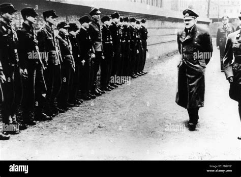 Adolf Hitler 1945 Berlin Stockfotos Und Bilder Kaufen Alamy