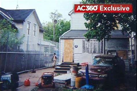 Revelan Fotos De La Casa Del Horror En Cleveland Alambre De P As