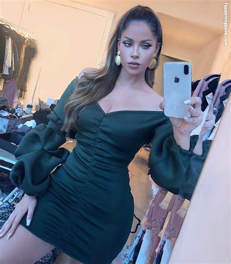 Olivia Pierson Nude OnlyFans Leaks Fappening FappeningBook