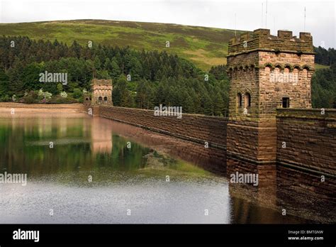 Derwent Dam, Derwent Reservoir, Upper Derwent Valley, Derbyshire ...