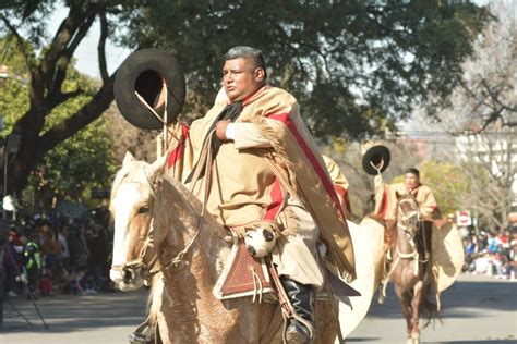 En Salta Más De 7 Mil Gauchos Desfilaron En Honor A Martín Miguel De Güemes A 201 Años De Su