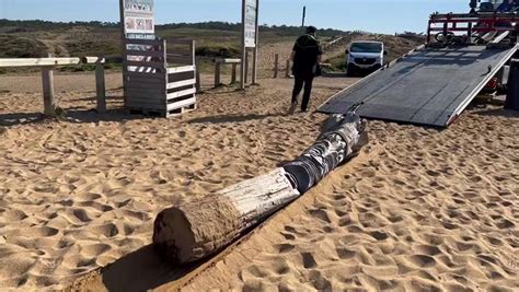 Les Sables Dolonne Totem Saccag Le Tiki Moana Se Refait Une