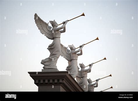 Caesars Palace Las Vegas Angels blowing Trumpets Stock Photo - Alamy