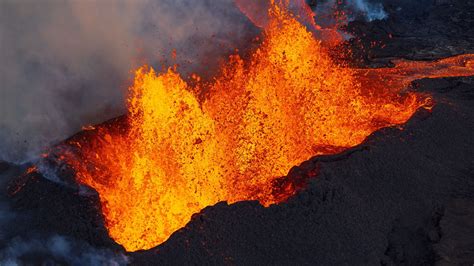 L éruption du plus gros volcan du monde prend fin à Hawaii Open Jaw