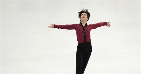 Figure Skating Grand Prix Final Uno Shoma Leads After Men S