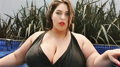 Glamorous Curvy Plus Size Model Raquel Gutierrez Biography Wiki