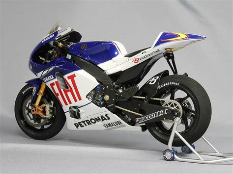 Racing Scale Models Yamaha YZR M1 V Rossi 2009 By K S Workshop