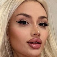 Stephanie Cooks Nude Leaks Fapopedia