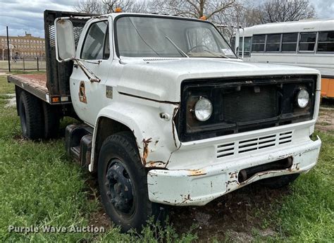 1979 Chevrolet C60 Flatbed Truck In Mangum Ok Item Dg4317 For Sale Purple Wave