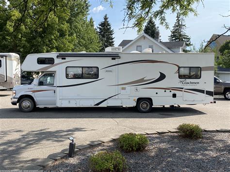 2013 Coachmen Freelander 32bh Class C Motorhome With 2 Power Slideouts