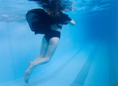 Woman Swimming Pool Wearing Black Bikini Dress Stock Photos Free Royalty Free Stock Photos