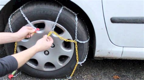 COMMENT INSTALLER DES CHAINES A NEIGE SUR SES PNEUS DE VOITURE YouTube